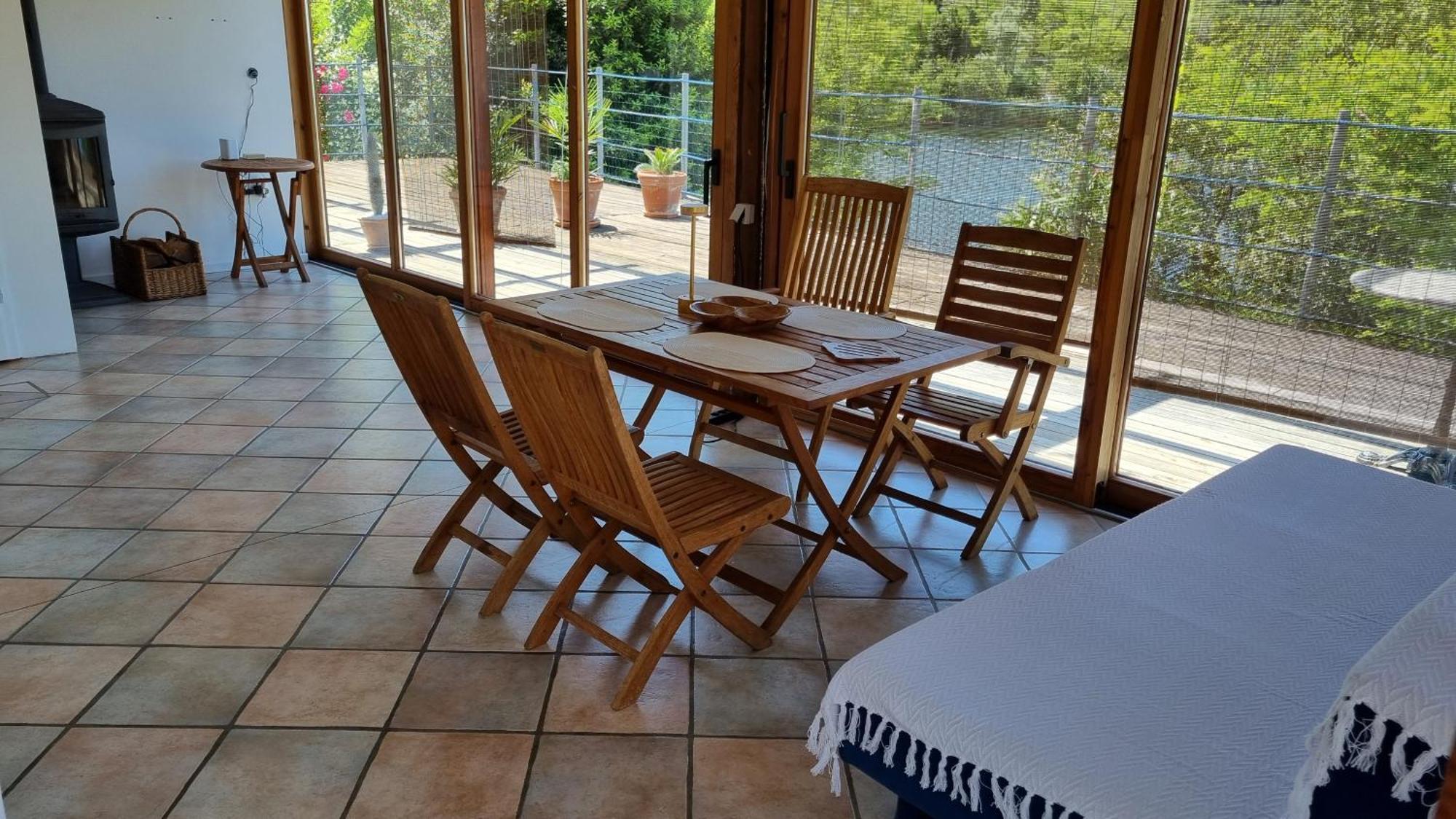 House - Private Oasis - Beachfront With A Sea View Terrace Apartament *