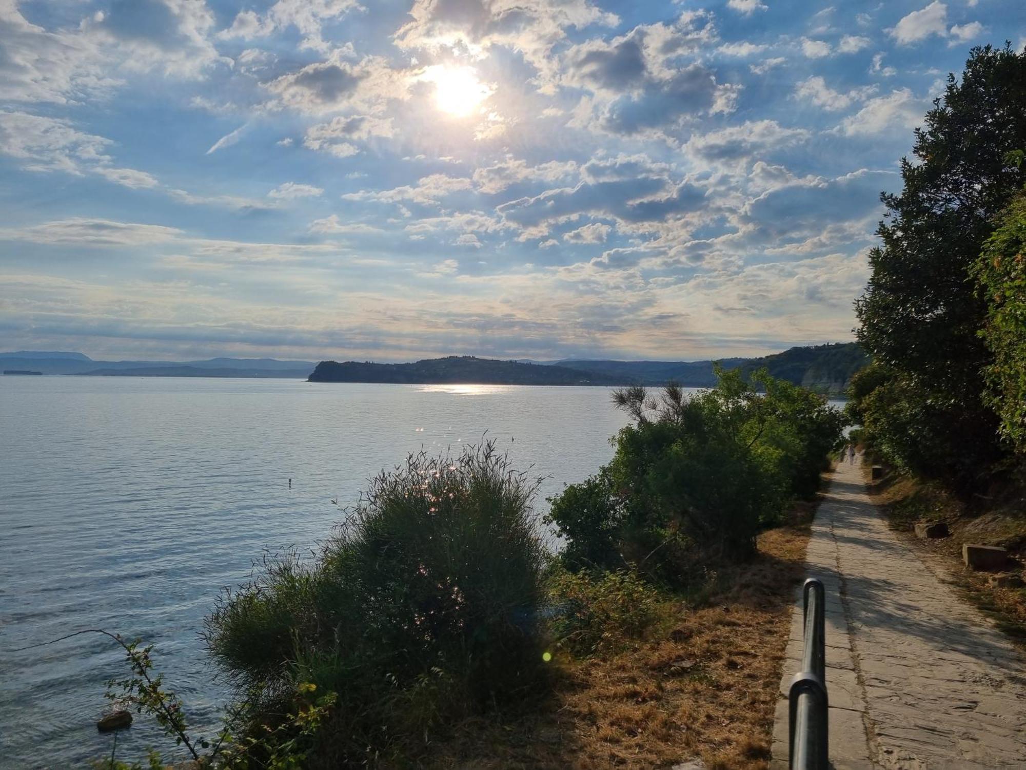 Apartament House - Private Oasis - Beachfront With A Sea View Terrace Piran