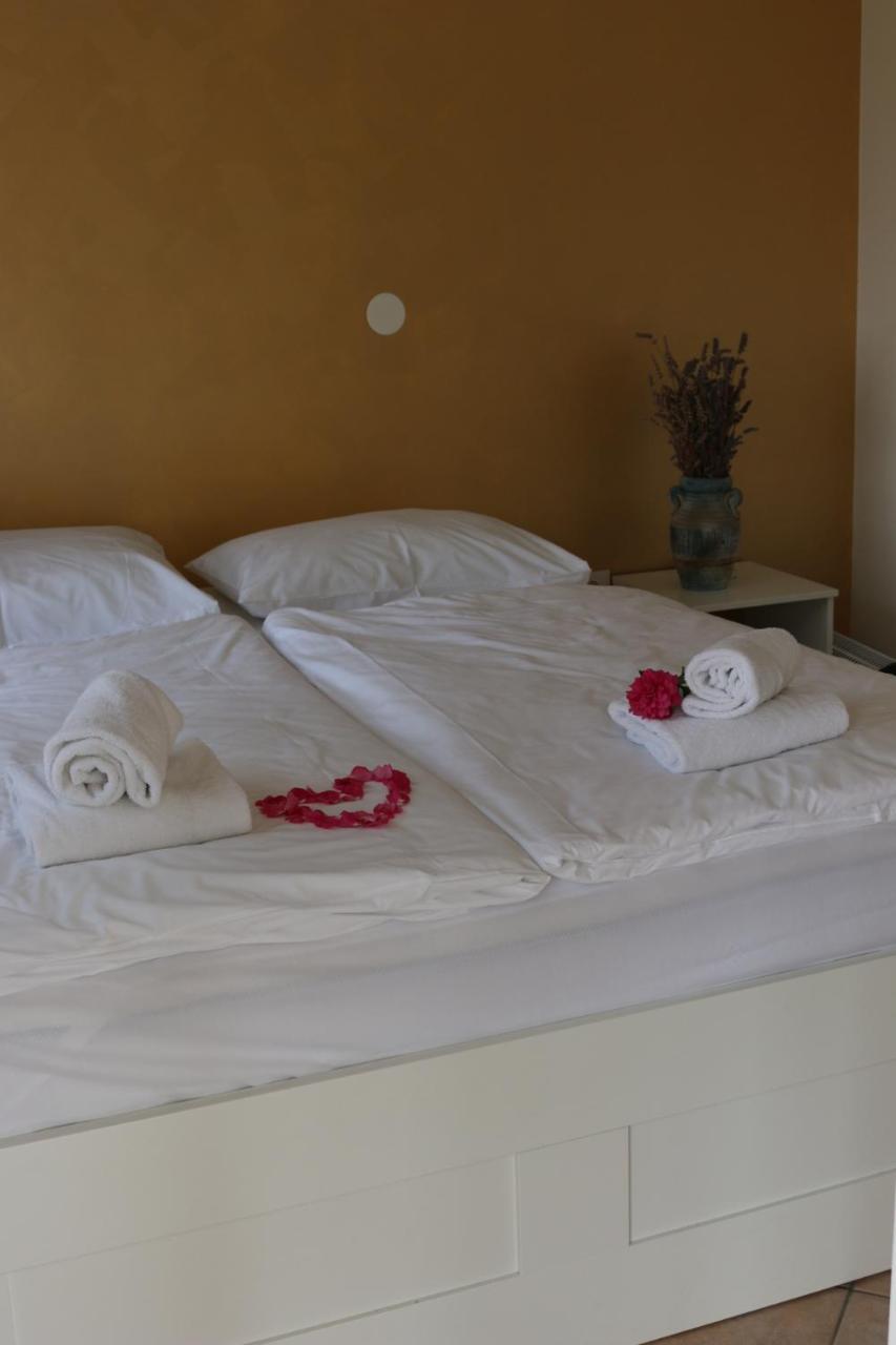 House - Private Oasis - Beachfront With A Sea View Terrace * Piran